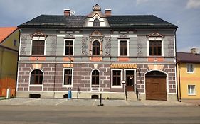 Restaurace U Kostela